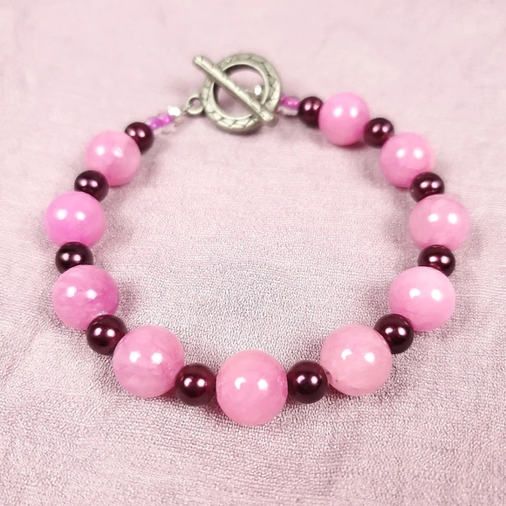 🎉HP~7/10/22🎉 🦋 Orchid Pink Agate Beaded Bracelet 🦋1/$14~2/$24~3/$30🦋 - Picture 1 of 6